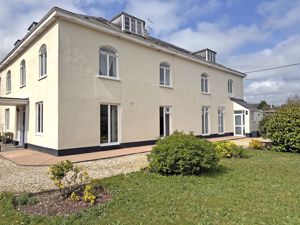 Photo 19- click for photo gallery